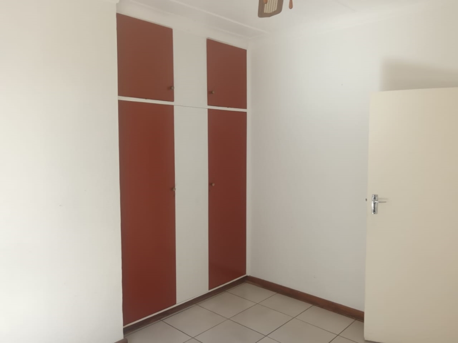 3 Bedroom Property for Sale in Heuwelsig Northern Cape